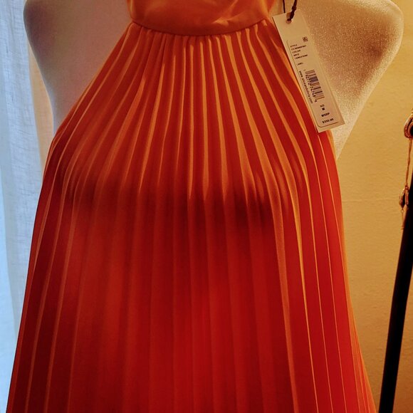 Alice + Olivia AVIANA ORANGE HALTERNECK SUNBURST PLEATED MINI DRESS Size M - Picture 4 of 9